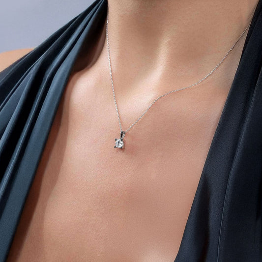 0.47 Karat Pırlanta Tektaş Kolye KL0000047